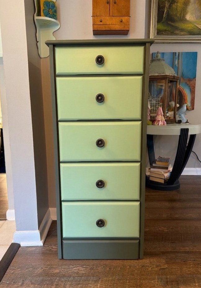 Avocado Dresser photo 3